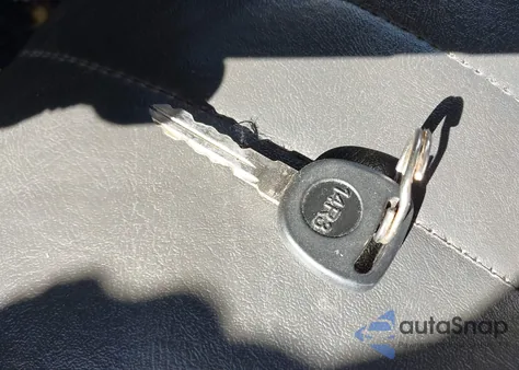 2001 Chevrolet Express from USA, damaged, VIN 1GCGG25R511114374